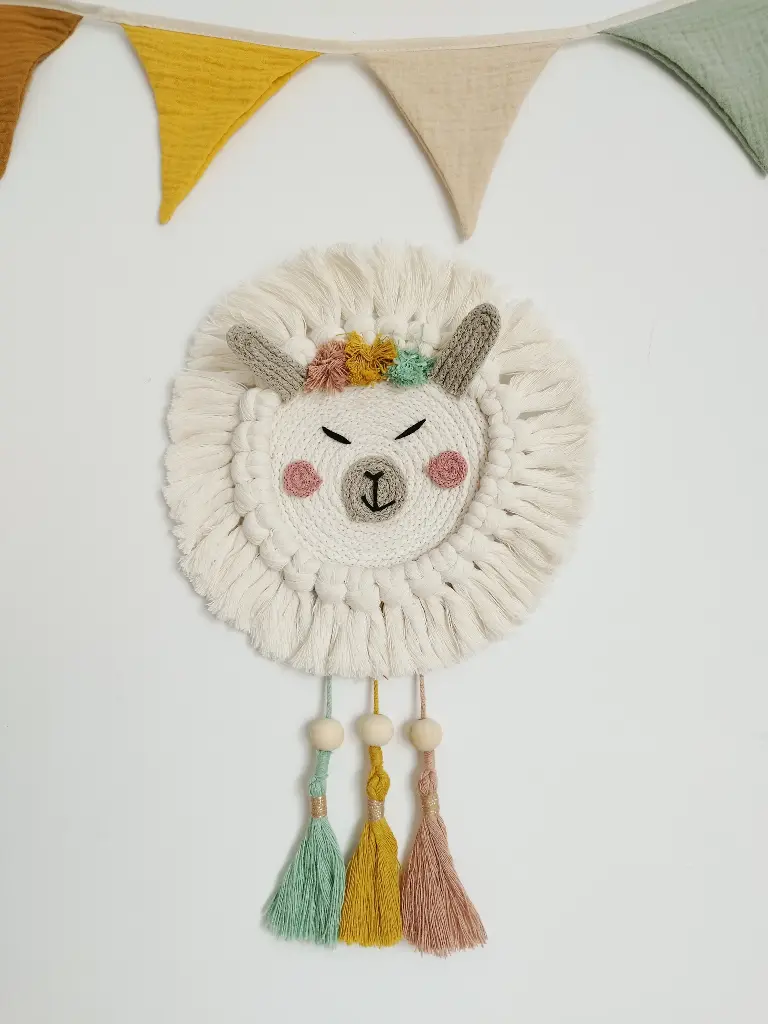 Llama Bella