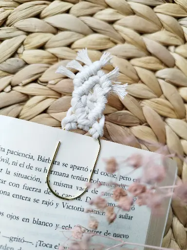 Marcapáginas blanco