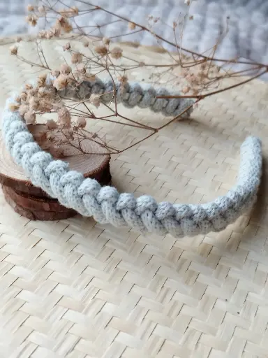 Diadema Macramé Azul Pastel